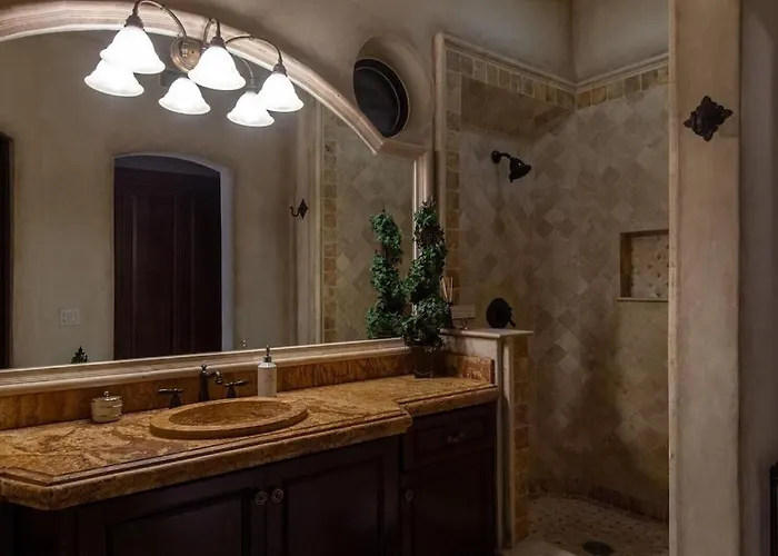 Stunning 6bd Pedregal Maria Villa